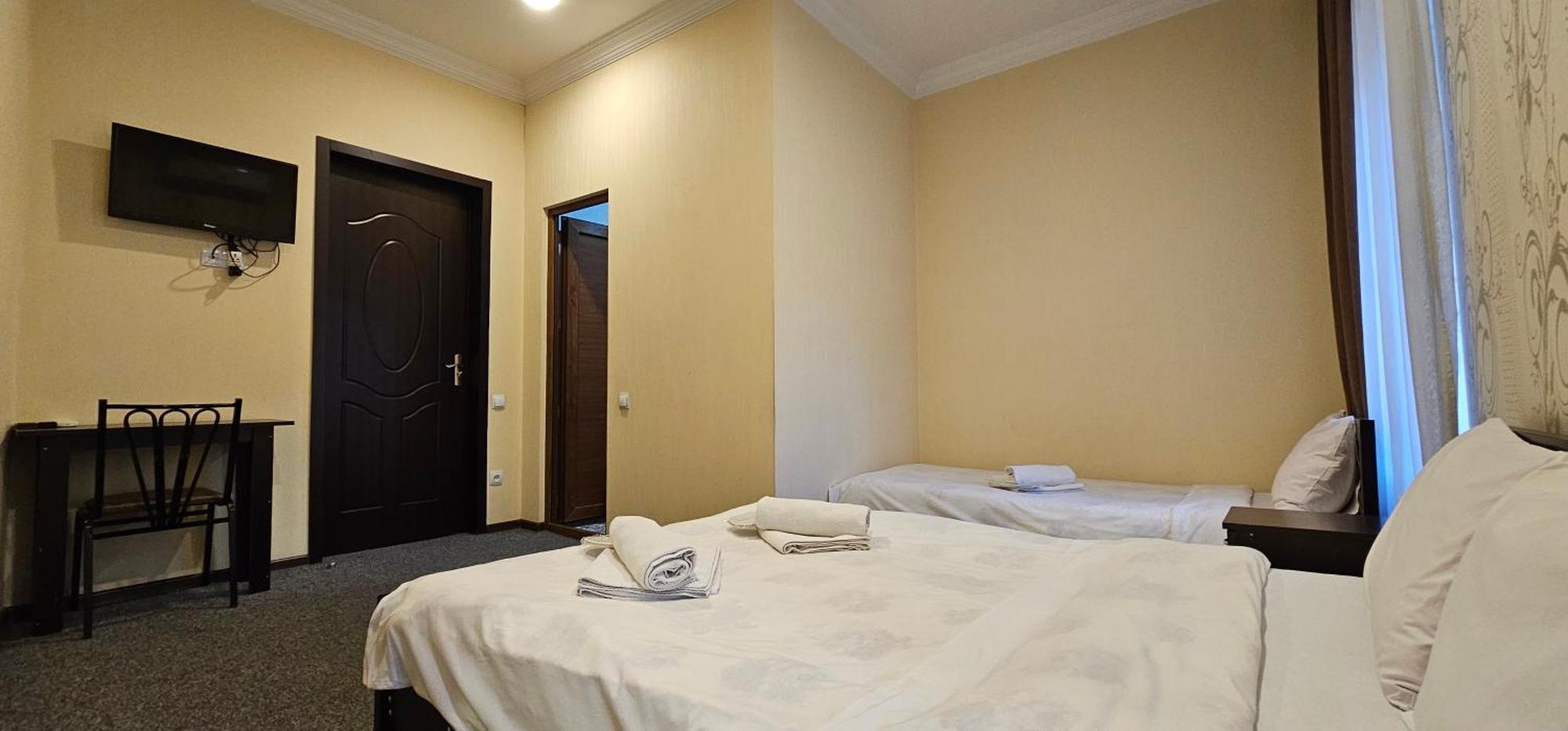 7 Rooms Tiflis Exterior foto